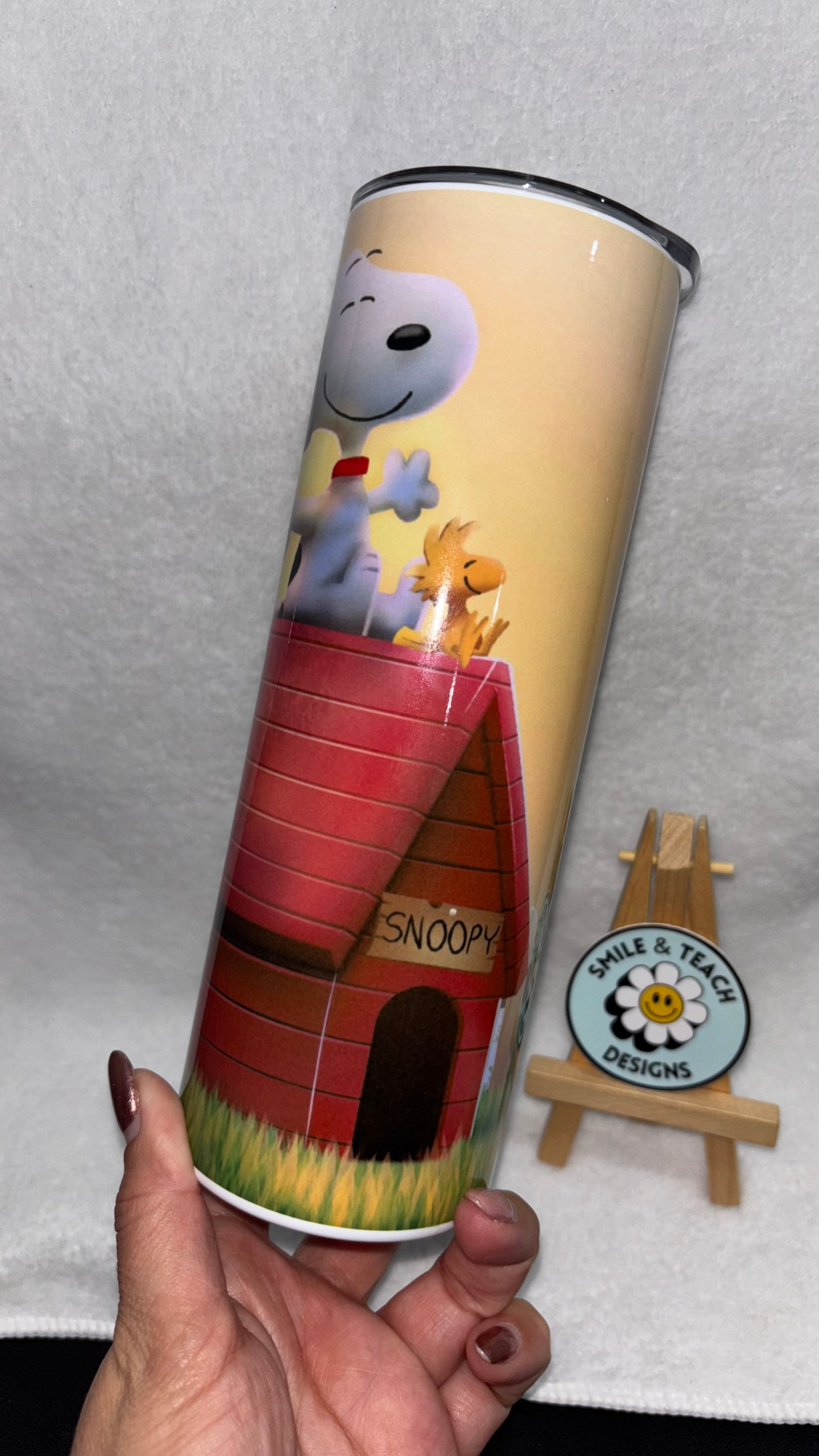 ☀️ Classic Snoopy Cartoon Dog & Bird–Inspired Tumbler – 20 oz Skinny