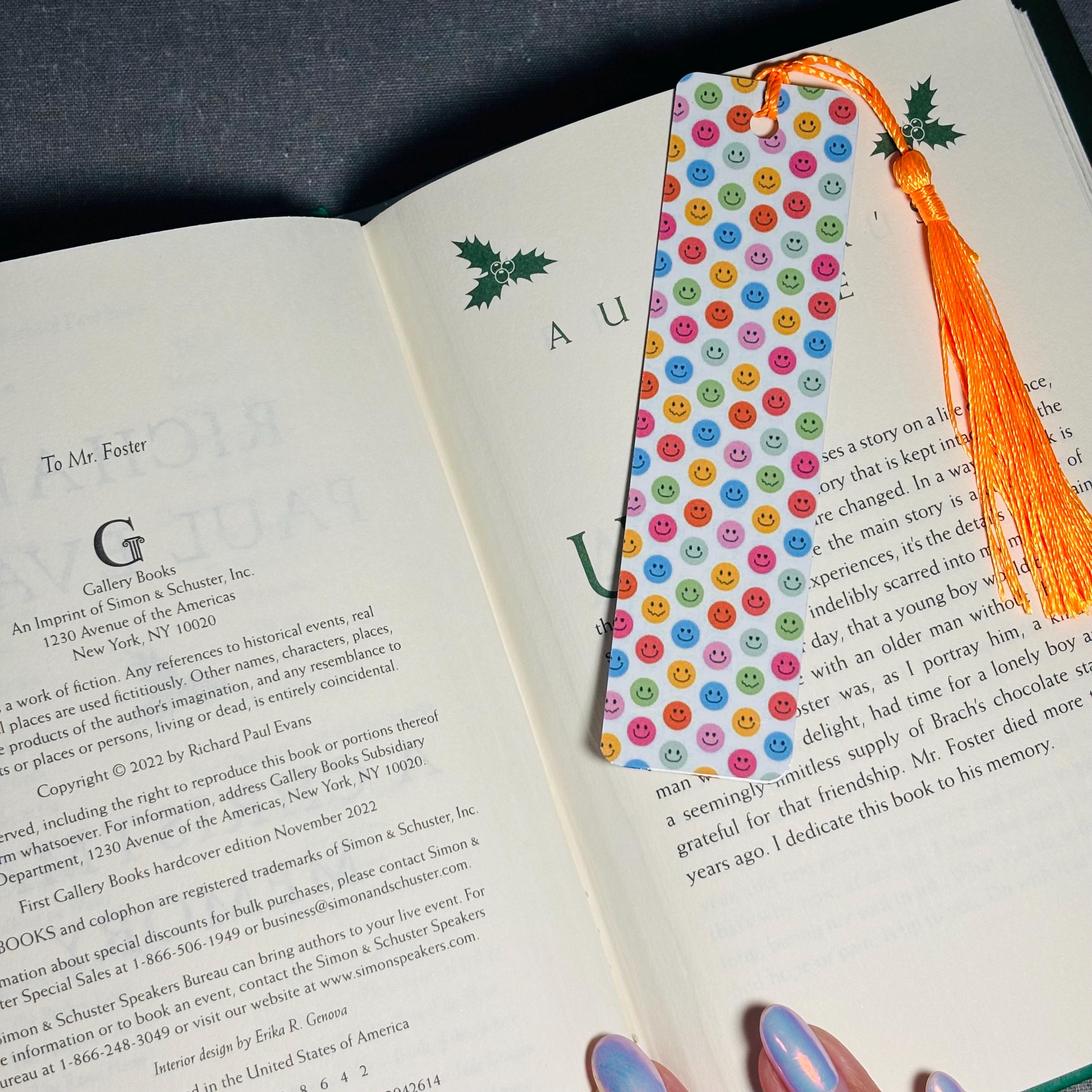 Rainbow Smiley Face Bookmark with Tassel – Fun & Durable Aluminum Page Holder
