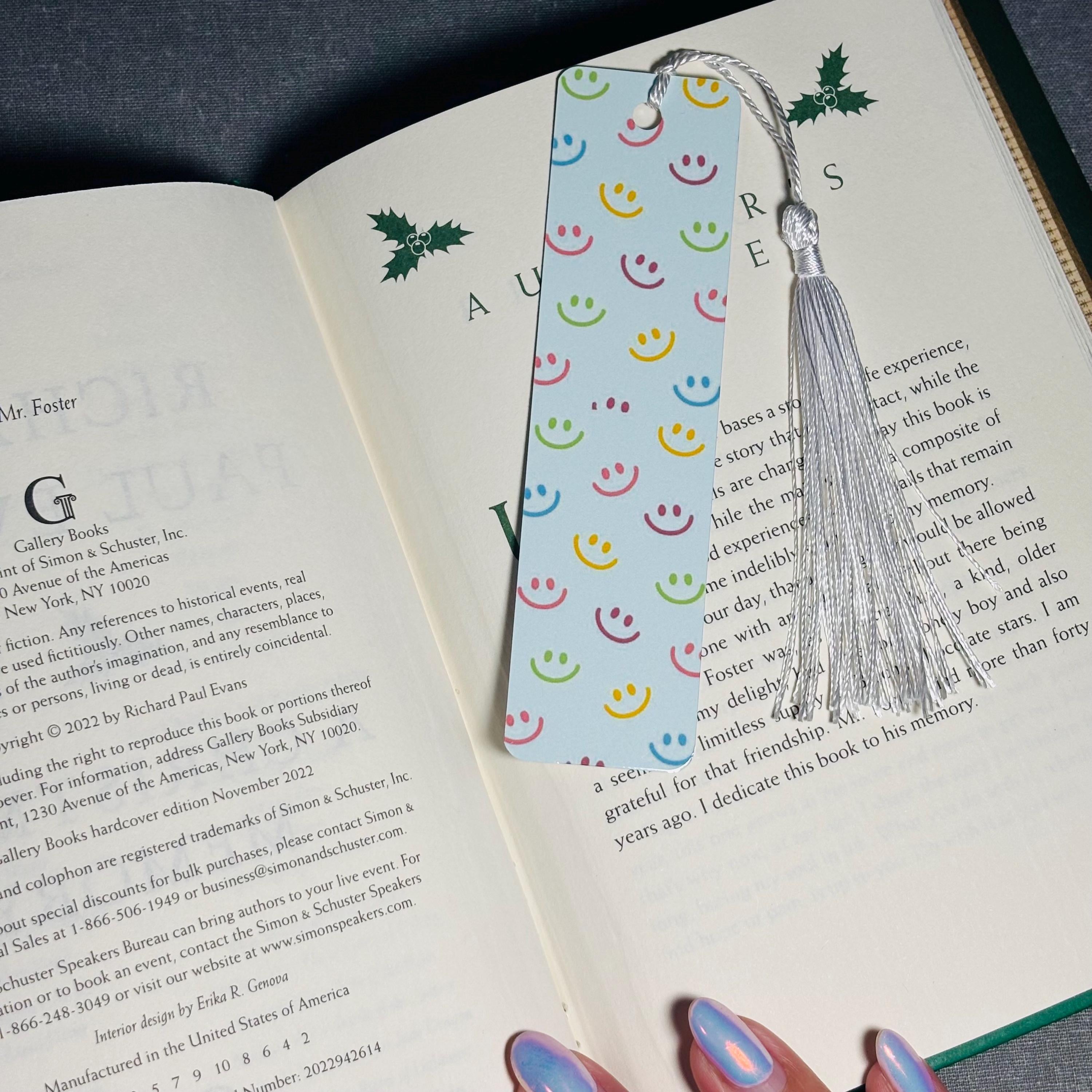 Pastel Smiley Face Bookmark with Tassel – Cute & Durable Aluminum Page Holder