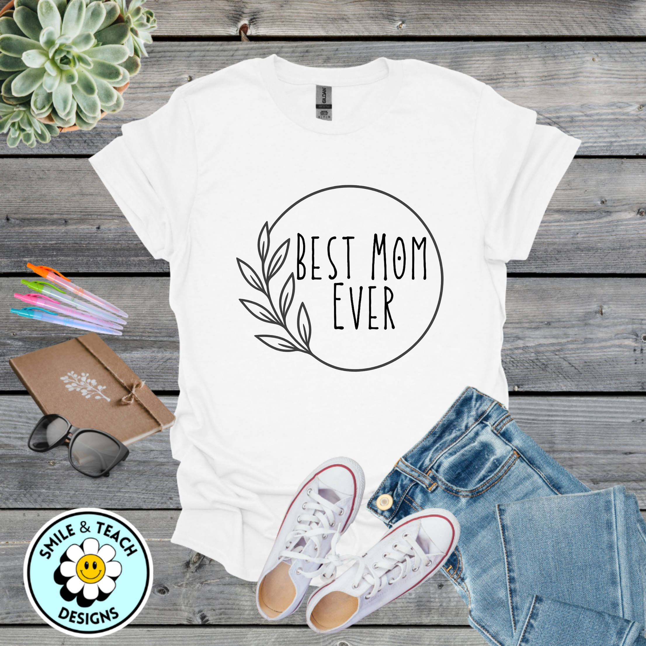 Best Mom Ever T-Shirt – Minimalist Floral Mom Shirt – Mother’s Day Gift